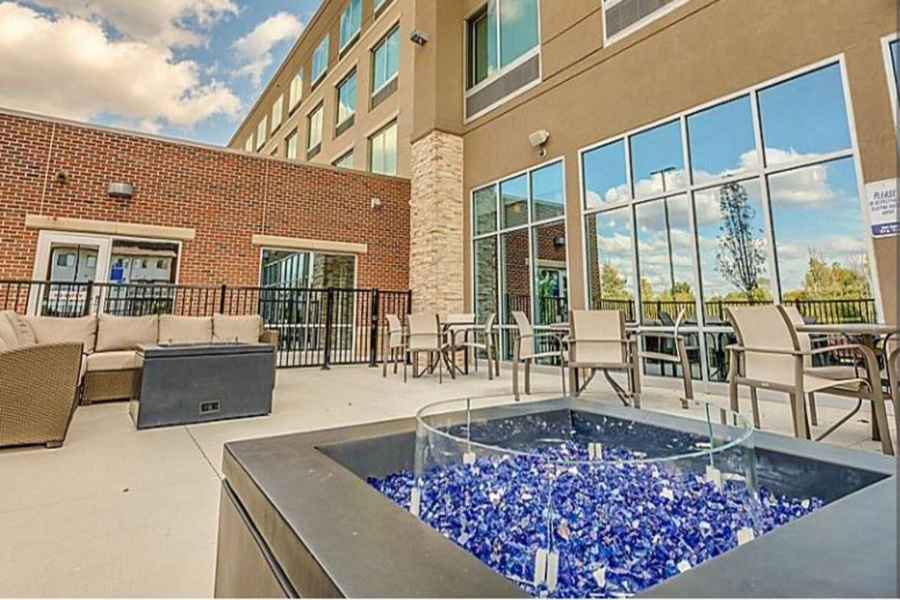 Holiday Inn Express & Suites - Cedar Springs - Grand Rapids N By Ihg Экстерьер фото